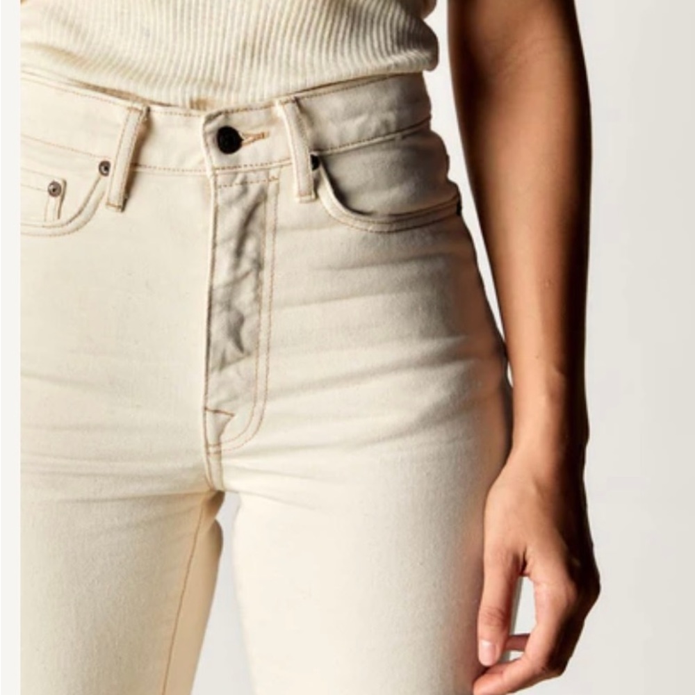 Imogene + Willie Isabelle denim in Natural Rinse, 25.